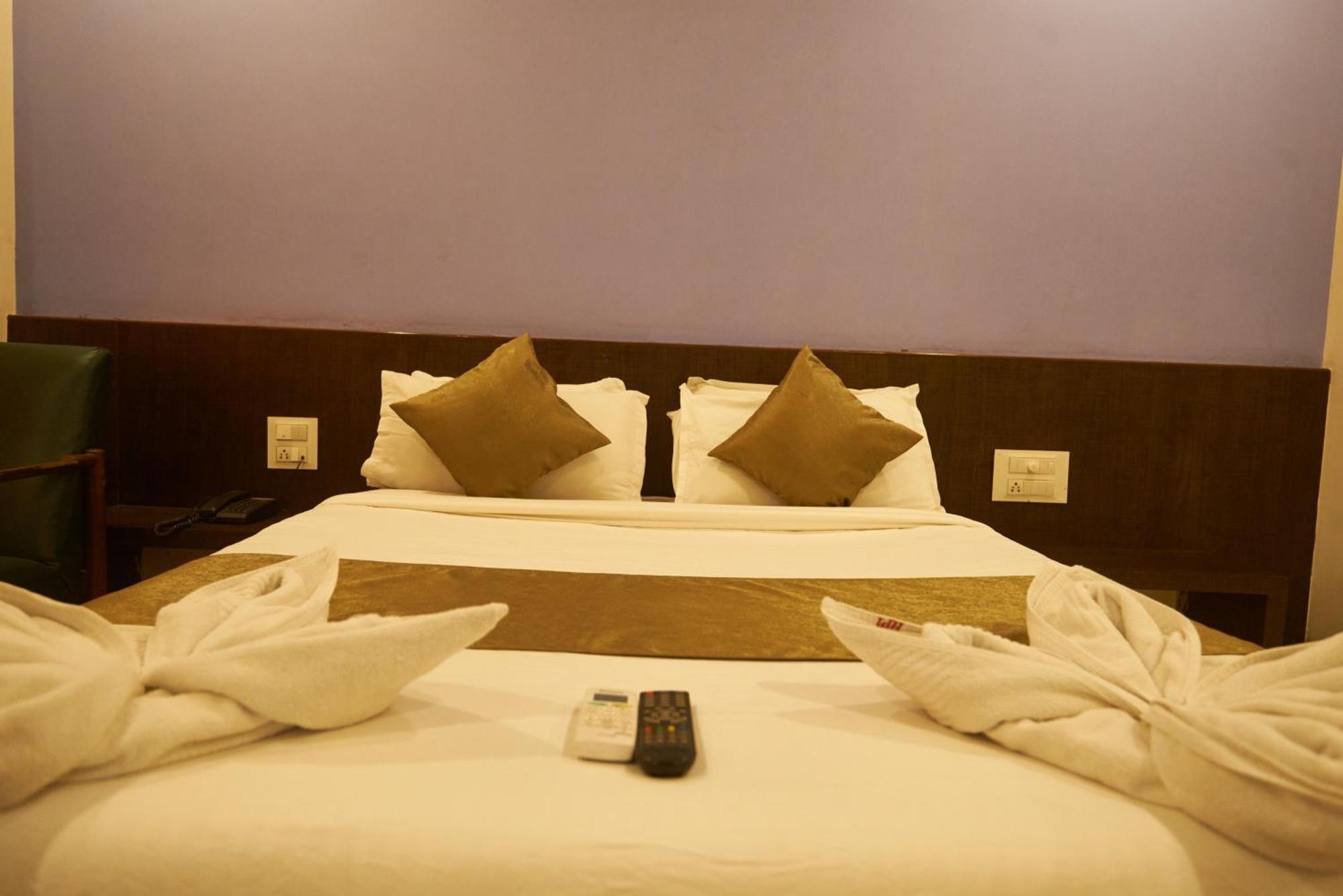 Hotel Pride Inn Shirdi Exterior foto